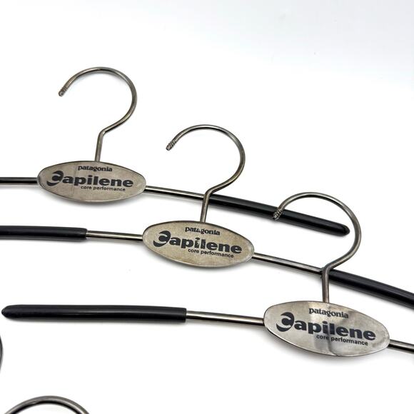 7 Patagonia Capilene Small Metal Clothes Hangers 12 Inch Non Slip Rubber - Picture 2 of 7